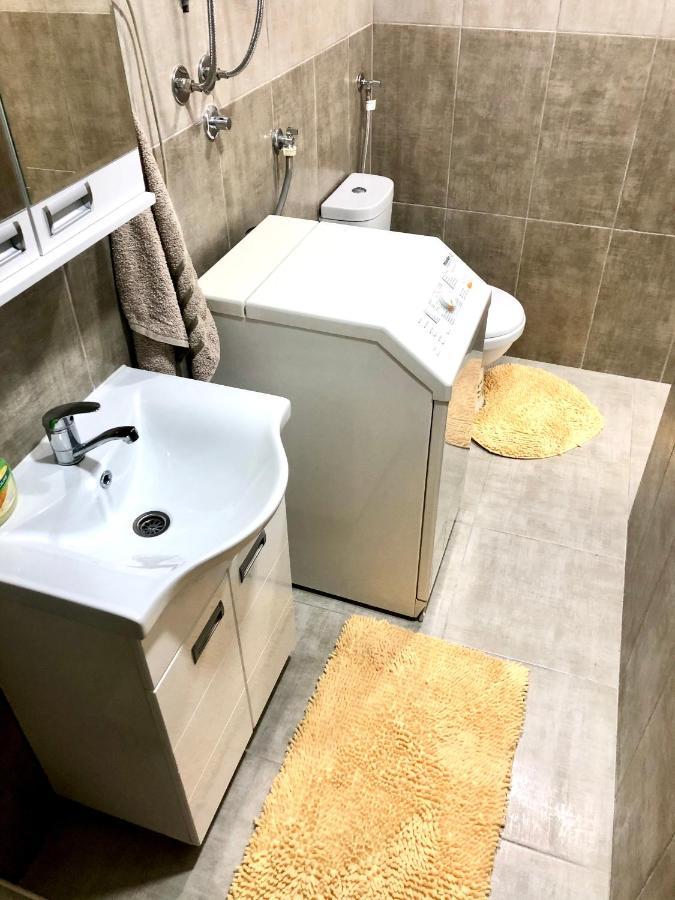 Apartment Tesla Pančevo Exterior foto